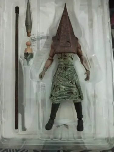pyramid head figma