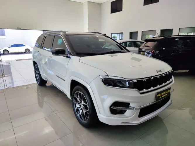 Jeep Commander Overland T270 1.3 TB Flex AUT 2022