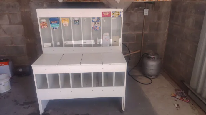 Expositora de ração de MDF