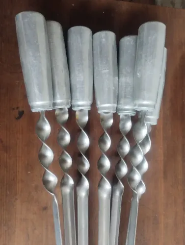 Espetos para Churrasco em Aço Inox com Cabo