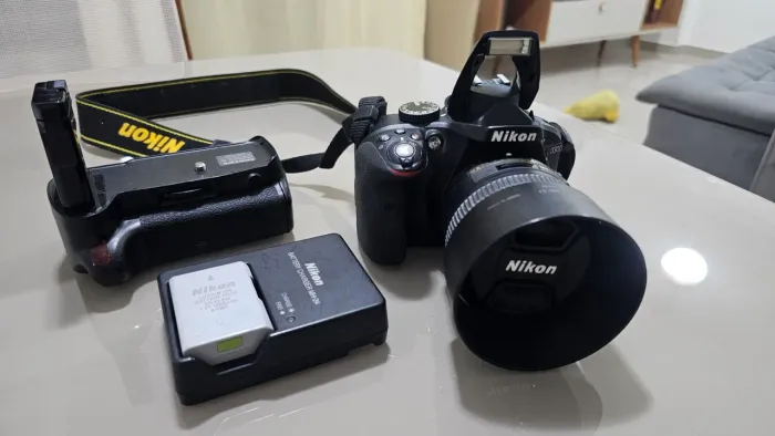 Nikon D3300 com lente 50 mm 1.8 G