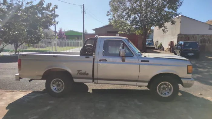 Ford F-1000 Super Diesel / Super Diesel Turbo 1994