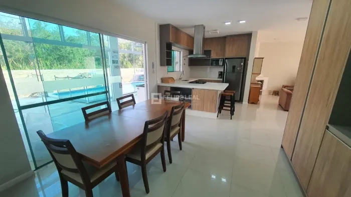 Casa em Condominio em Cachoeira do Bom Jesus - Florianópolis, SC