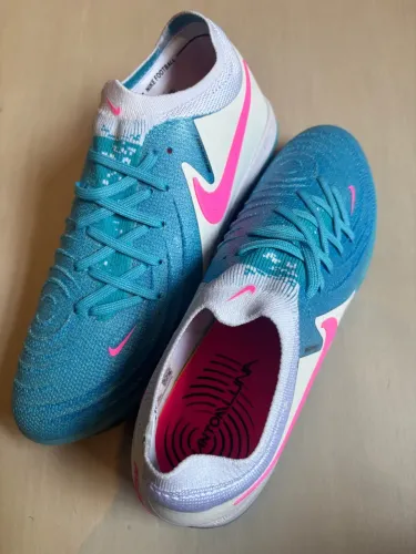 Chuteira Society Nike Phantom