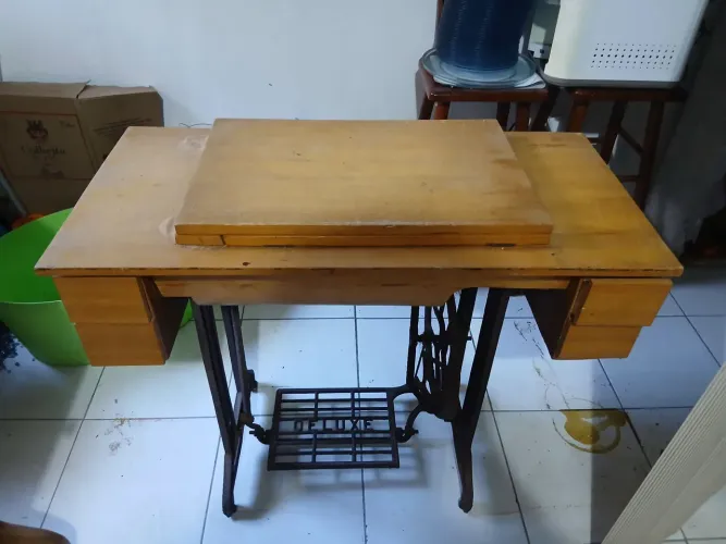 Maquina de costura anos 40