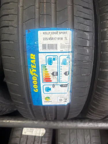 Pneu 225/45R17 Goodyear Kelly