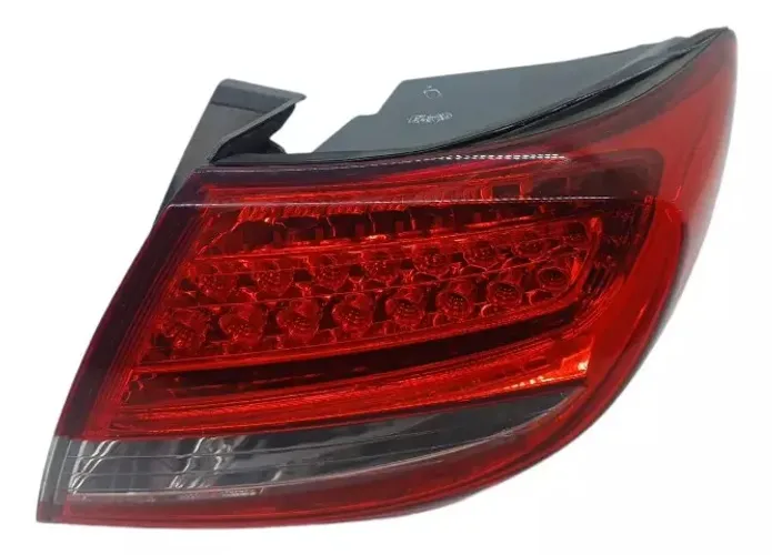 Lanterna Traseira Direita Hyundai Azera 3.3 V6 2011