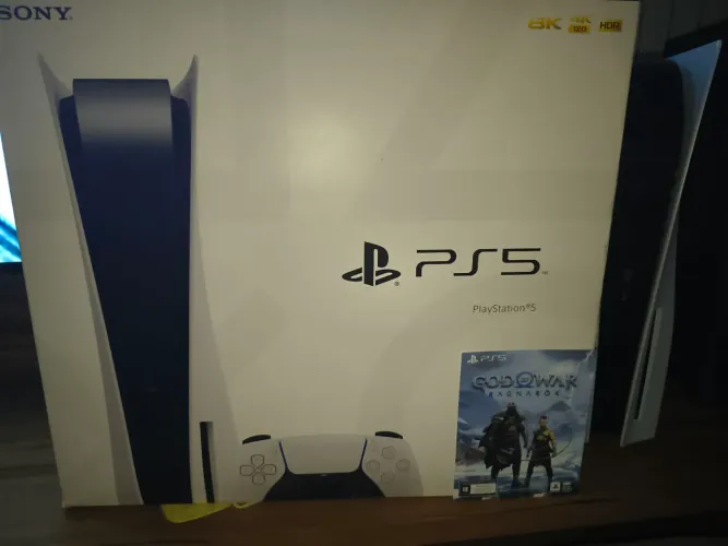 PS5 fat conservado com jogo indo junto