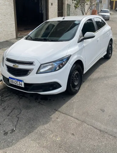 Chevrolet Onix Hatch Effect 1.4 8V Flex Power Mec. 4P 2016