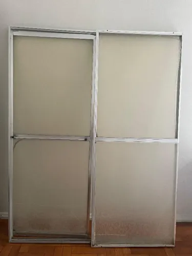Box banheiro de esquadrilha de aluminío com acrilico 
