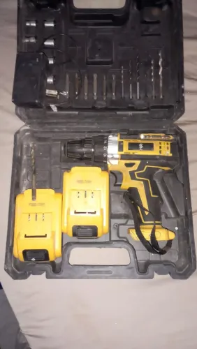 Parafusadeira 21 amperis nova