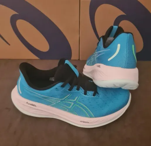 Tênis Asics Gel Cumulus 26 Tam-41 (original / novo)