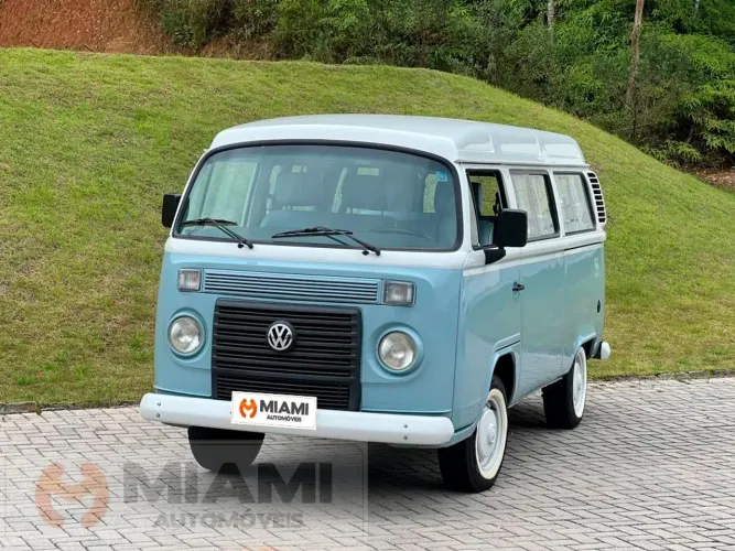 KOMBI LAST EDITION 1.4 AZUL 2014/2014