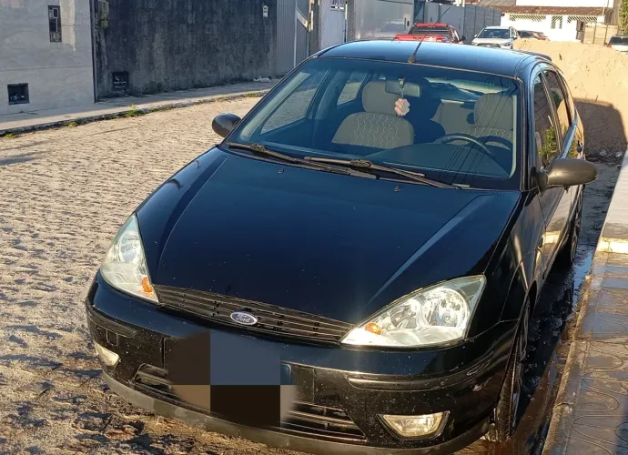 Ford Focus 2006 Hatch completo