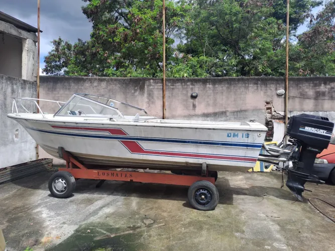 Lancha dm 19 pes motor mercury 150hp