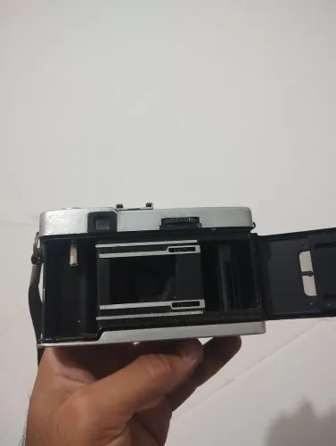 Câmera Olympus Trip 35 