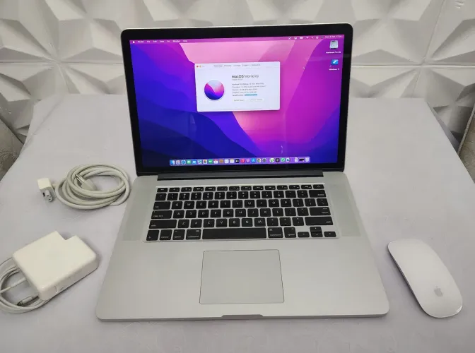 MacBook Pro 15,4 16Gb 512 sdd Retina com garantia e nota fiscal 