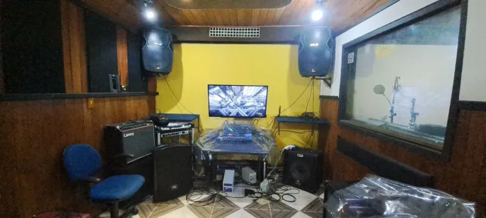Estúdio JHL ensaios de bandas musicais 