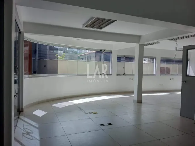 Casa Comercial à venda, 7 quartos, 3 suítes, 8 vagas, Santa Lúcia - Belo Horizonte/MG