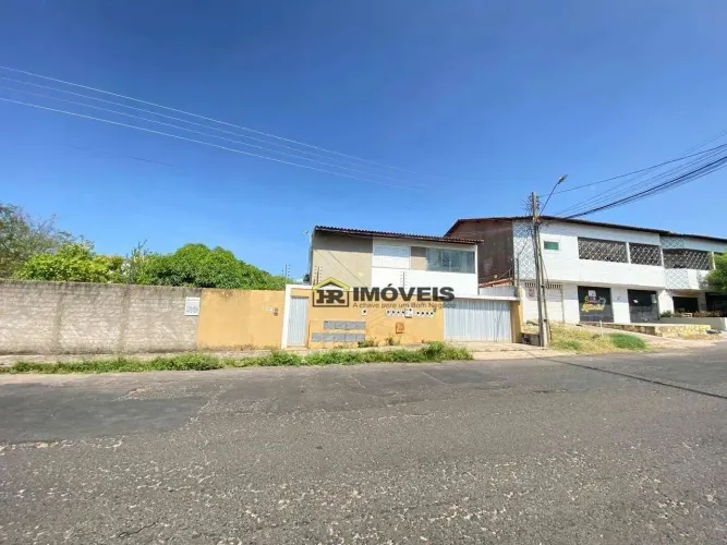 Alugo Kitnet no Santa Isabel