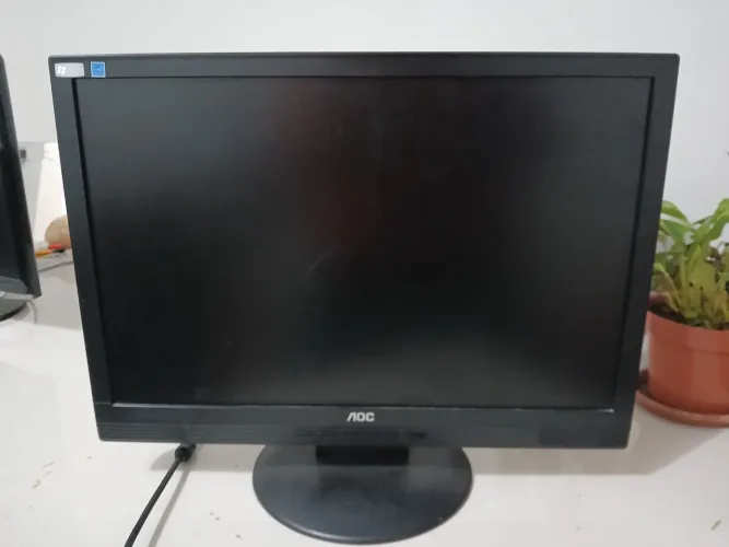 Monitor usado AOC 17 polegadas 