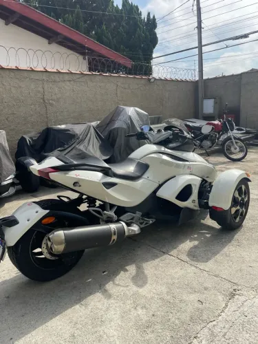 BRP CAN AM SPYDER RSS 2010 30 MIL KM