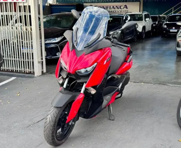 YAMAHA XMAX 2023
