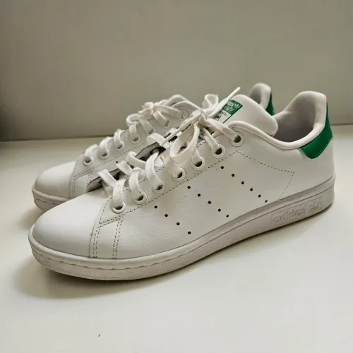 Tênis Adidas Stan Smith, tamanho 35/36