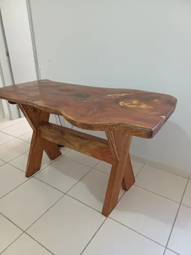 Mesa de Jantar em Madeira Maciça - 6 Lugares - Excelente Estado