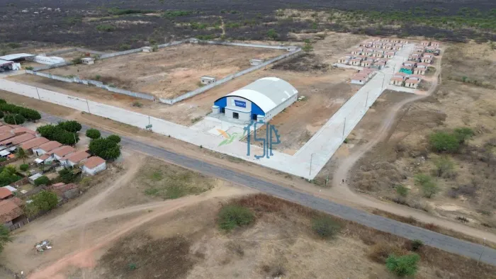 ÁREA EM PEDRO AVELINO - Área Residencial/Comercial em Pedro Avelino