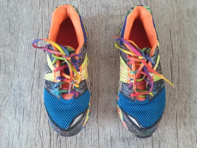 Tênis ASICS tamanho 36