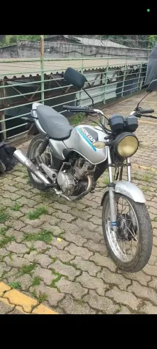 Titan 125 ES 2001