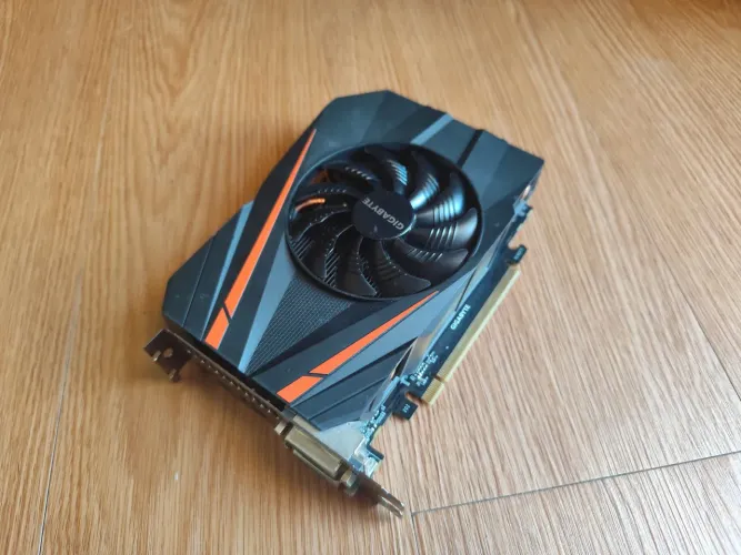 Placa de vídeo - GTX 1060 - 6gb