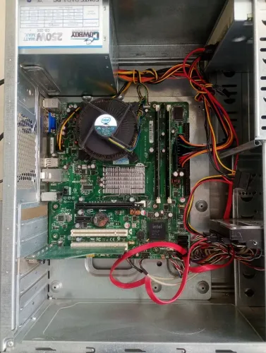 Computador Intel Core 2 Quad | 4 GB RAM | HD 500 GB | Windows 10 + Office