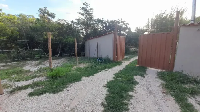 AREA EM TAQUARACU DE MINAS