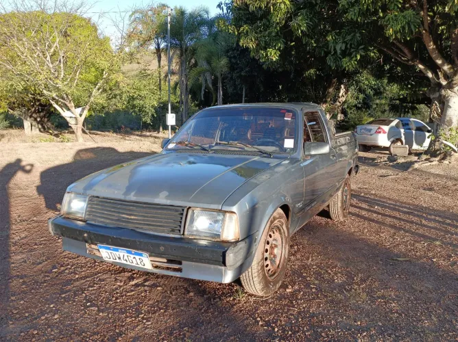 Chevrolet Chevy 500 DL / SL / SE/ Furgão 1.6 (álcool) 1990