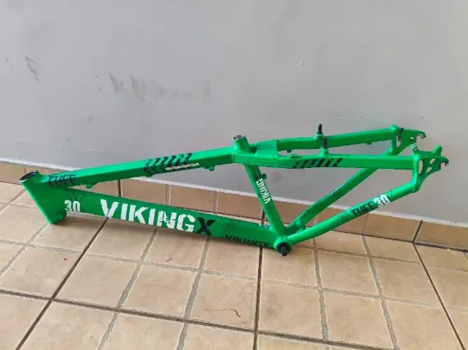 VENDO QUADRO VIKINGX TUFF 30 OU FAÇO ROLO EM QUADRO VIKINGX WARRIOR OU GIOS