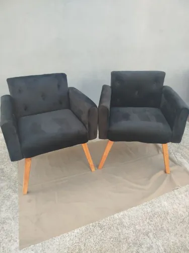 POLTRONAS LAÍS