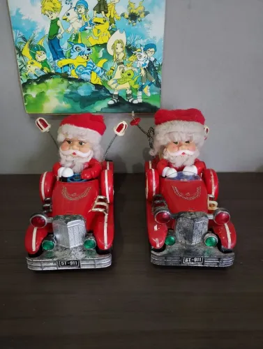 Carrinho antigo papai Noel 