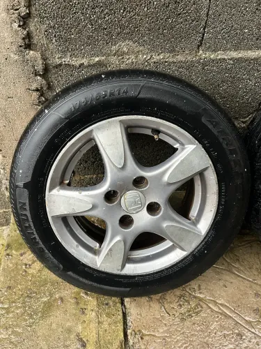Rodas 14 Honda Fit