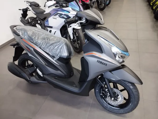 Yamaha Fluo 125 cc