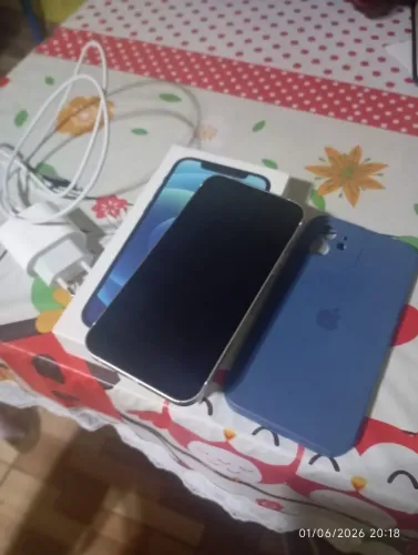 iPhone 12 64 GB semi-novo 