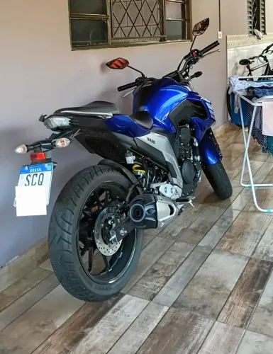 FZ25 ESTADO DE CONCESSIONÁRIA.
