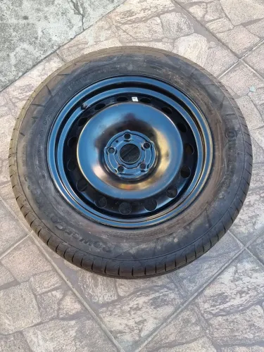 Estepe aro + pneu 215/60R16 original nova montana