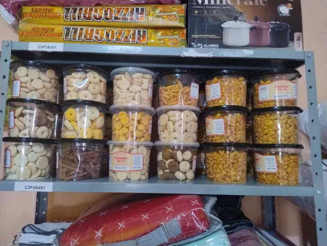 Doces e biscoitos vários sabores