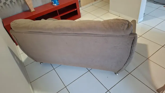 Vendo sofá/armário 