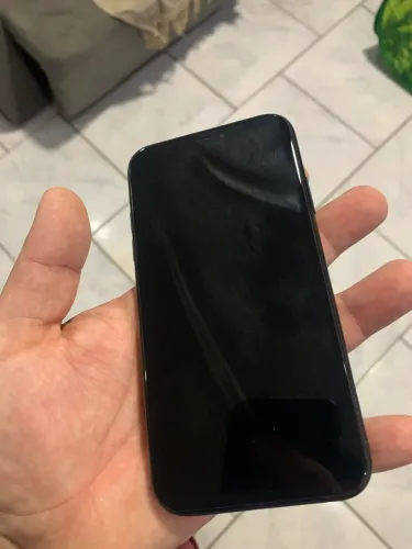 iPhone XR 64 gb