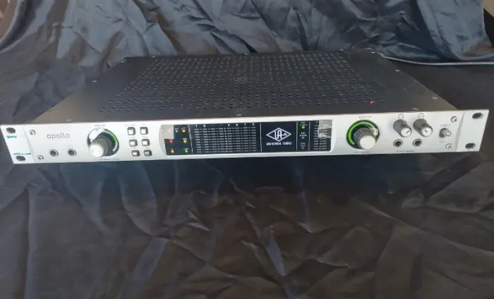 Interface Universal Audio Uad Apollo Quad Thunderbolt