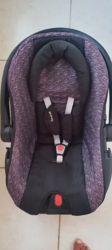 Cadeirinha para carro de bebê