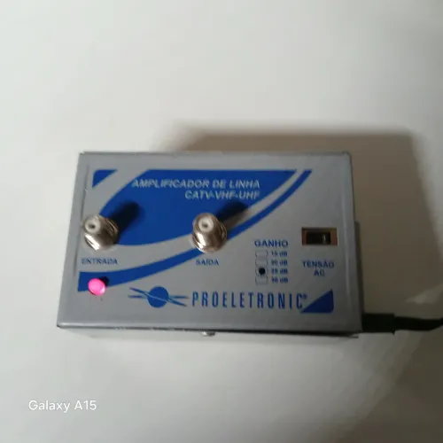 Vendo esse AMPLIFICADOR DE LINHA CATV-VHF-UHF semi novo 127v 220v